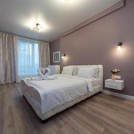 New Modern Apartments. Metro Minskaya Kyiv Exterior foto