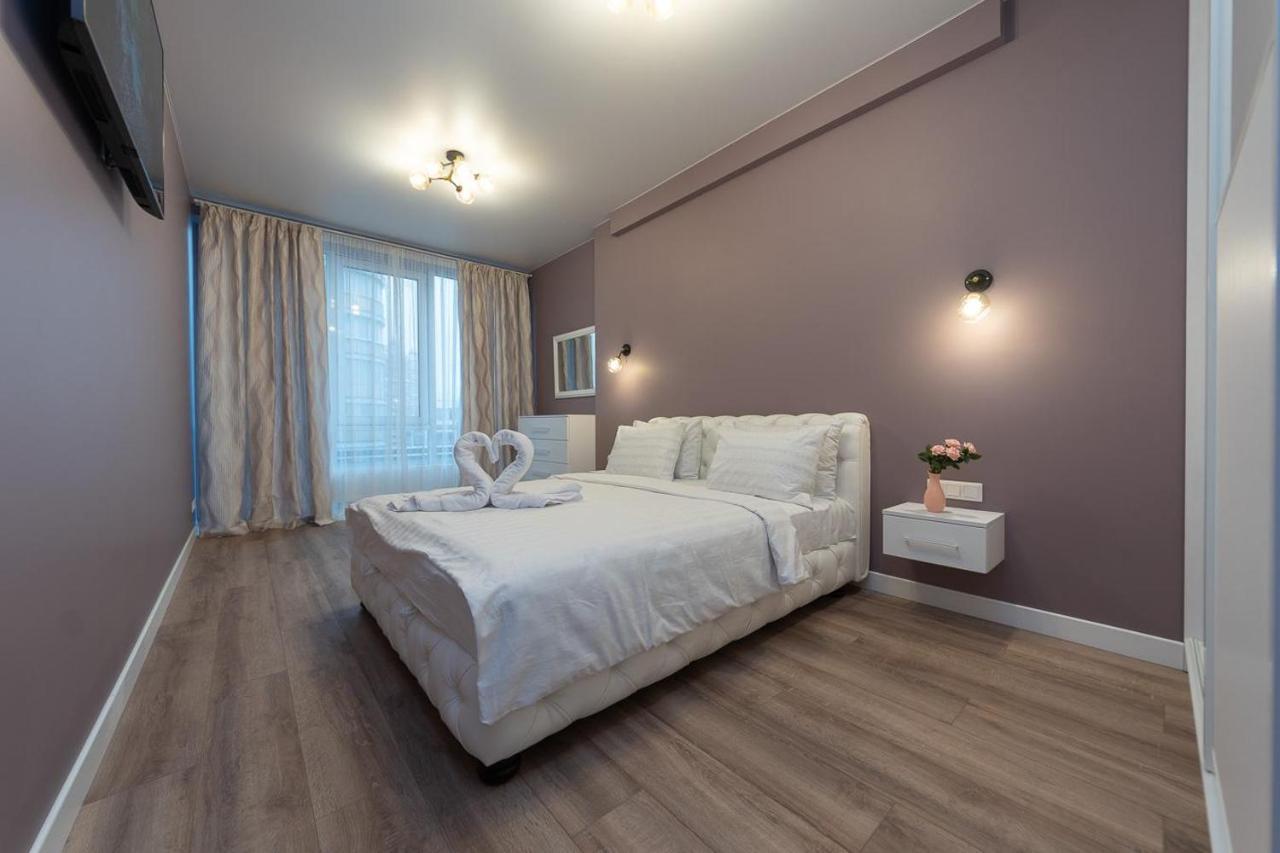 New Modern Apartments. Metro Minskaya Kyiv Exterior foto